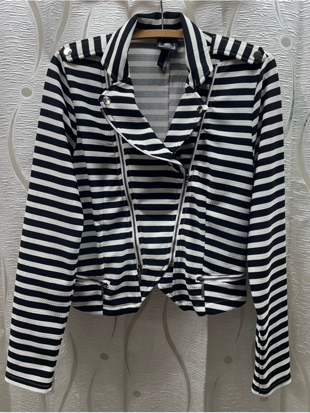 So Dice Collection Moto Jacket Womens M Black White Striped Asymmetrical Zip
